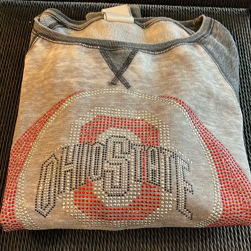 Ohio state sweatshirt.